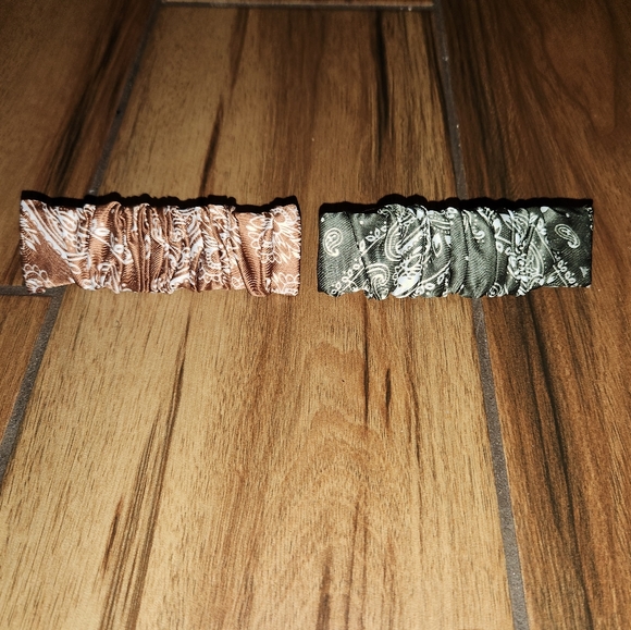 Paisley print barrettes. New, never used. 1 Olive green and the other is brown. - Picture 1 of 2